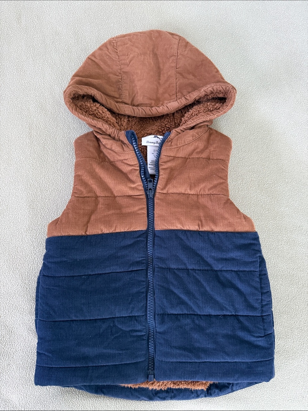 Tommy Bahama Rust & Navy Hooded Corduroy/fleece Puffer Vest
